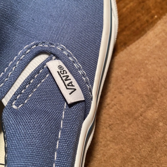 NWOTNever used 1.5 size vans! Perfect condition! - Picture 4 of 6